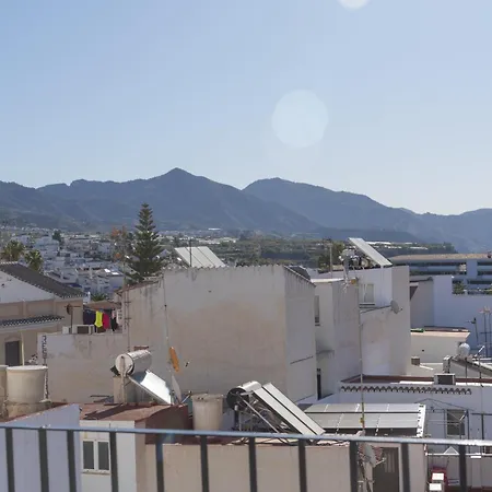 Ferienwohnung Atico Jimena Granada En El Centro De Nerja Zimmer foto